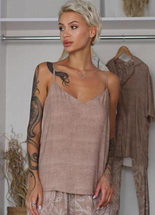 Майка женская вискозная на тонкой бретеле leinle коричневая