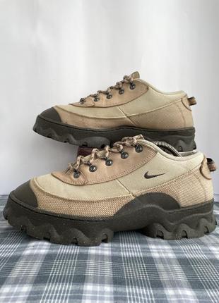 Женские (мужские) кроссовки nike lahar low acg glff44.52 фото