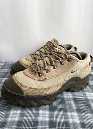 Женские (мужские) кроссовки nike lahar low acg glff44.51 фото