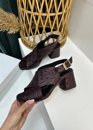 Босоножки женские из натуральной кожи