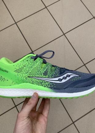 Нові кросівки saucony freedom iso 21 фото