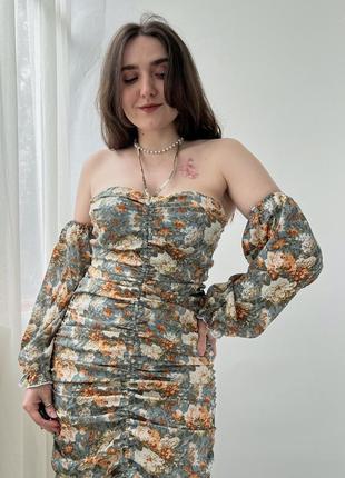 Цветочное мини платье с стяжкой, драпировкой, сьемными рукавами буфами в цветочки, короткое платье5 фото