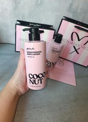 Скраб + лосьйон для тіла + кульковий дезодорант «coconut». pink. victoria's secret. оригінал 🇺🇸5 фото