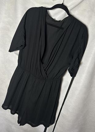 Чёрный ромпер