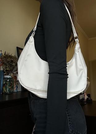 Женская сумка в идеальном состоянии