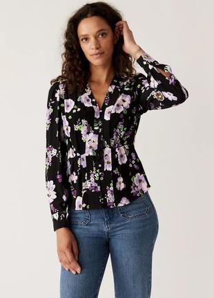 Романтичная блуза на пуговицах с цветочным принтом р.143 фото