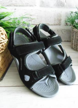 Босоніжки сандалі karrimor2 фото
