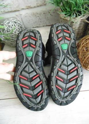 Босоніжки сандалі karrimor9 фото