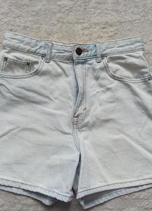 Жіночі джинсові шорти pull&bear р.м