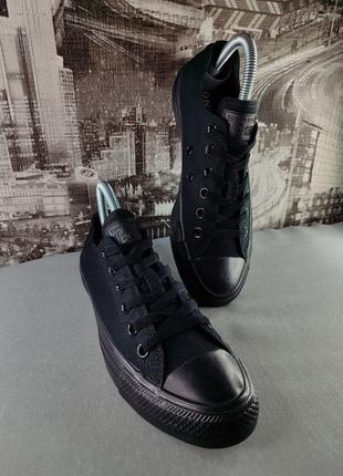 Нові кеди converse. чорні кеди.