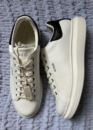 Кросівки чоловічі guess
