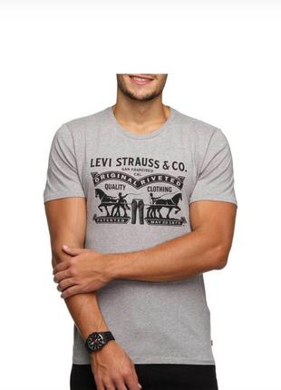 Нова футболка levis оригінал розмір s