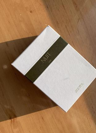 Парфюм zara: nuit - бергамот, персик, букет из ириса и ландыша, древесно-мускусные ноты, амбра и ваниль