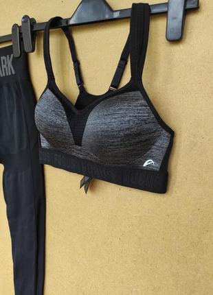 Спортивный бюстгальтер с чашками пуш ап f&f tesco 75 в2 фото