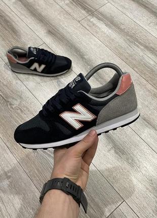 Жіночі замшеві кросівки new balance 373 37 р.