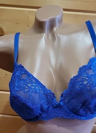 Бюстгалтер triumph