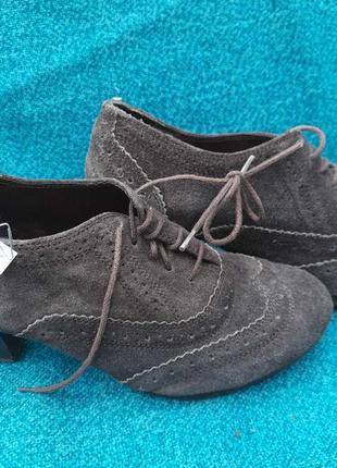 Женские туфельки