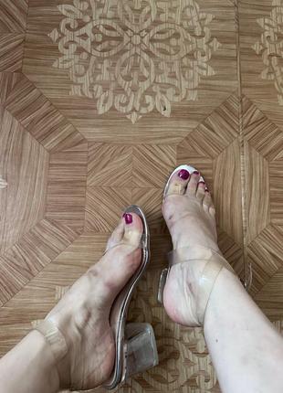 Удобные силиконовые босоножки public desire2 фото