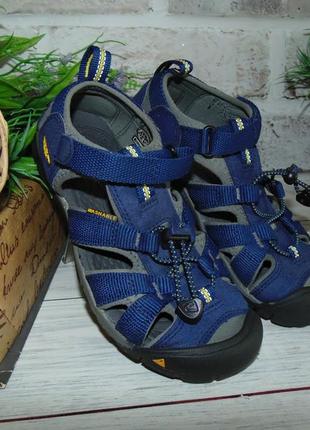 Босоніжки сандалі keen seacamp ii cnx sandals graphite2 фото