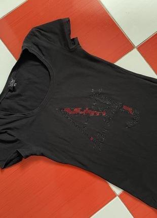 Шикарная брендовая футболка armani jeans