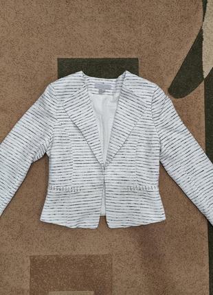 Твидовый пиджак жакет піджак блейзер твідовий с,м размер 42,44 белый черный недорого