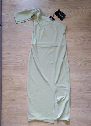 Платье цвета оливка