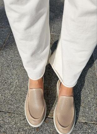 Шкіряні туфлі лофери з наскрізною перфорацією мокасини з натуральної шкіри