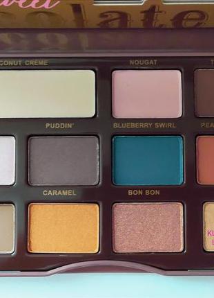 Палетка теней too faced chocolate bar semi sweet (16 оттенков)