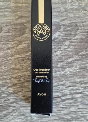 Парфумована парфумерна вода artistique oud grandeur avon 10 ml