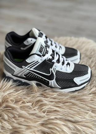 Nike zoom vomero 5 black7 фото