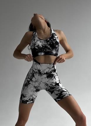 Пуш ап жіночий спортивний костюм двійка з шортами та топ для фітнесу пуш ап одяг для йоги та фітнесу10 фото