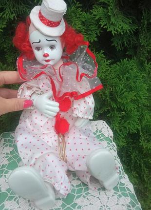 Клоун музыкальный из фарфора в идеальном состоянии! винтаж