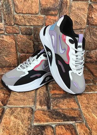 Кросівки жіночі nike