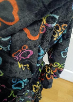 Махровый детский халат для девочки и для мальчика, на запах, под пояс р. 10-12 черный лапки3 фото
