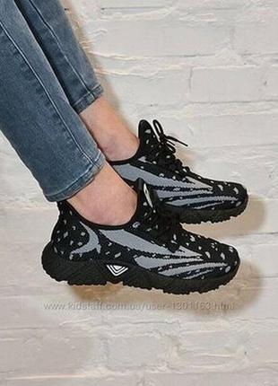 Чоловічі жіночі текстильні кросівки7 фото
