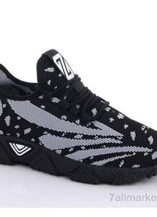 Повітропроникні чоловічі текстильні кросівки