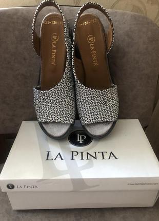 Новые женские босоножки la pinta.9 фото