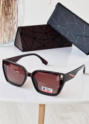 Окуляри жіночі сонцезахисні в стилі fendi/ очки солнцезащитные женские в стиле fendi