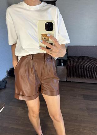 Шорти шкіряні