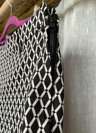 Брюки классические