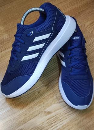 Кроссовки adidas 44 размера,28см по стельке