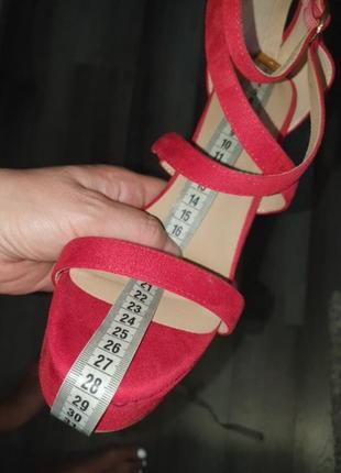 Босоніжки 42-43 р платформа2 фото