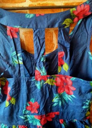 Сарафан, халат, сукня