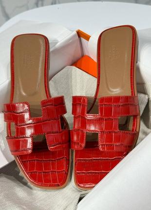 Шлепанцы красные в стиле hermes oran