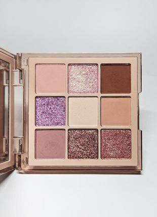 Б/у палетка теней для век huda beauty light nude obsessions eyeshadow palette