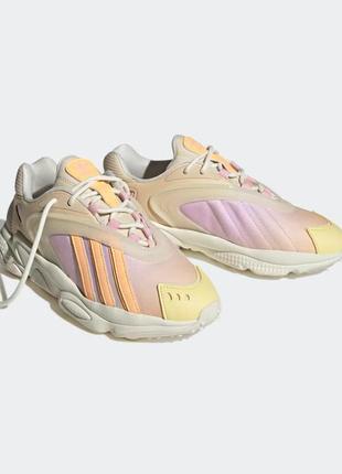 Женские кроссовки adidas oztral shoes yellow hq4474 37-38 размер