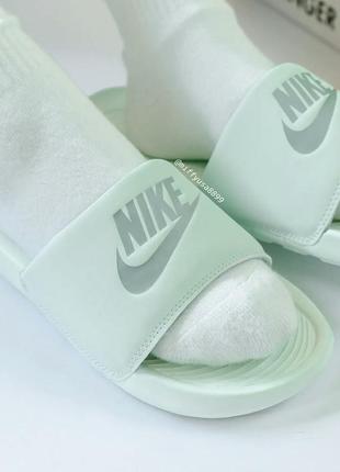 Новые оригинальные женские шлепанцы nike victori one slide