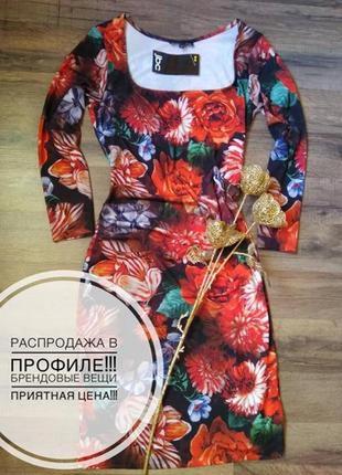 Очень красивое брендовое платье в цветы 🌹