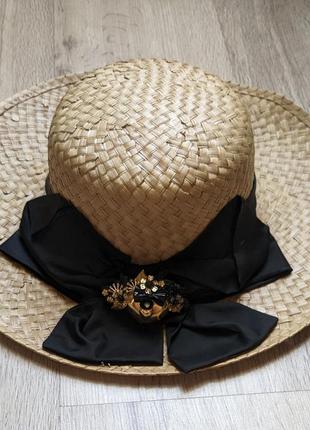 Женская шляпа united colors of benetton с брошью