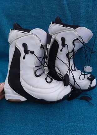 Чоботи для сноуборду burton